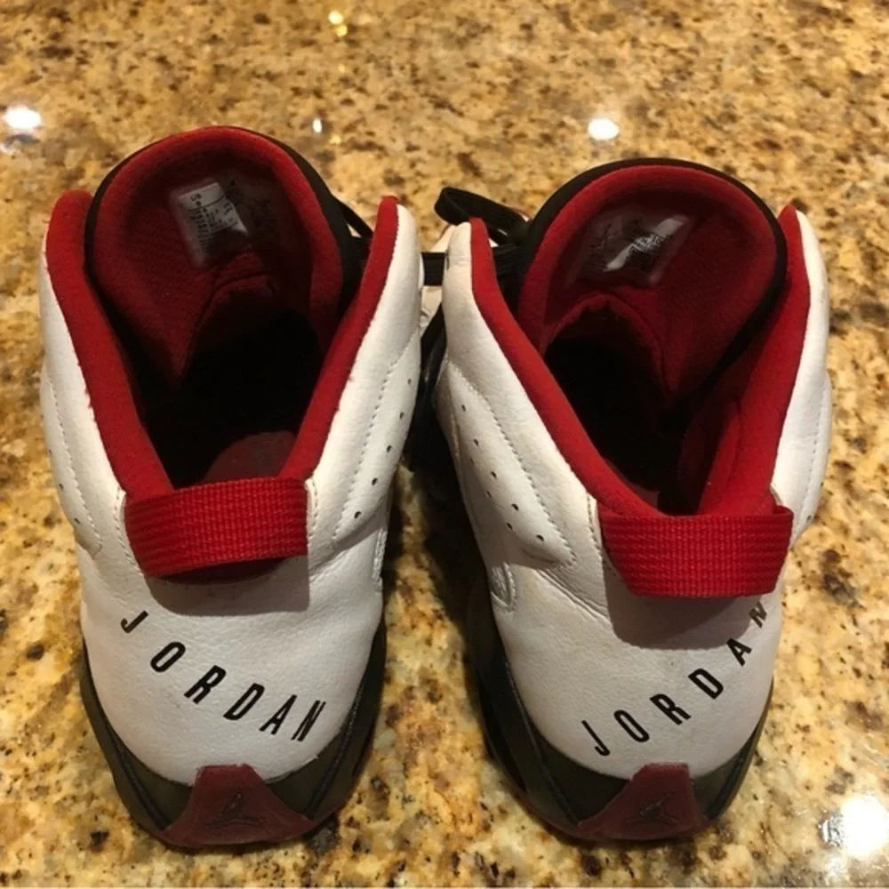 Nike Air Jordan “Lift‎ Off” sneakers. Sharp white black red leather. Siz…